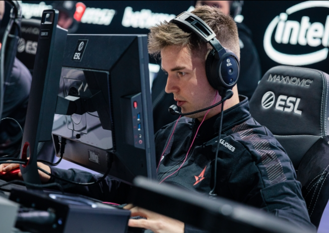 中国男篮重 中国男篮重